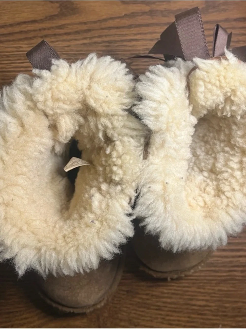 UGG Toddler Size 8 Bailey Bow II Double Ribbon Suede Boots Chestnut Brown
